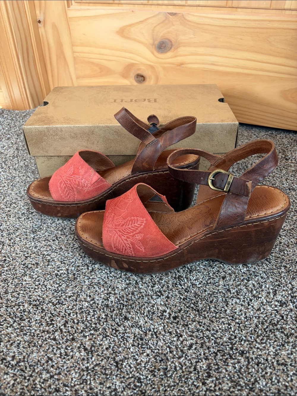 Born Coral Suede & Brown Leather Wedge Sandals with Embossed Leaf